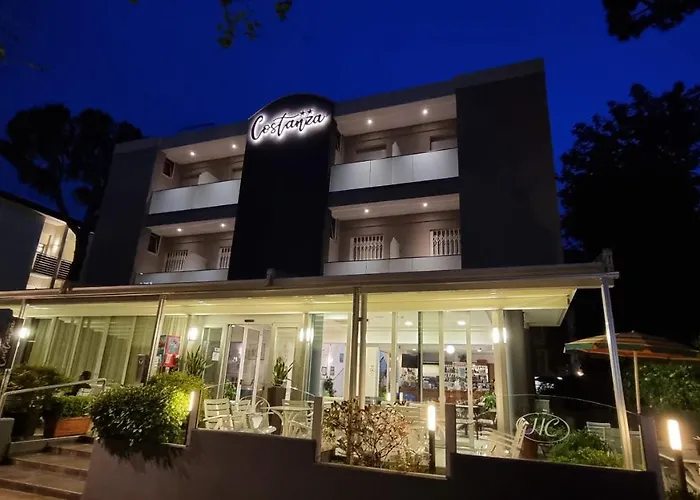 Hotel Costanza Cesenatico photo