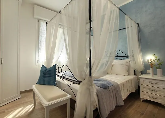 Romantic Beach House With Jacuzzi San Mauro Mareの写真