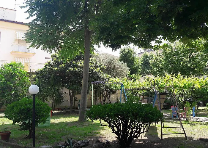 Hotel Perugini Marebello foto