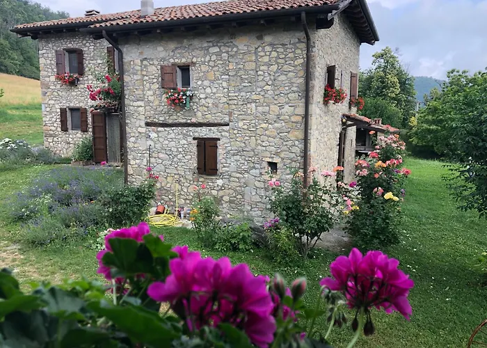 La Piana Dei Castagni Villa Castel dʼAiano fotoğrafı