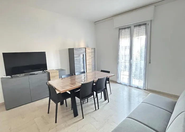 Izz1 Apartments Plus - Motor&Food Valley 포르미지네 사진