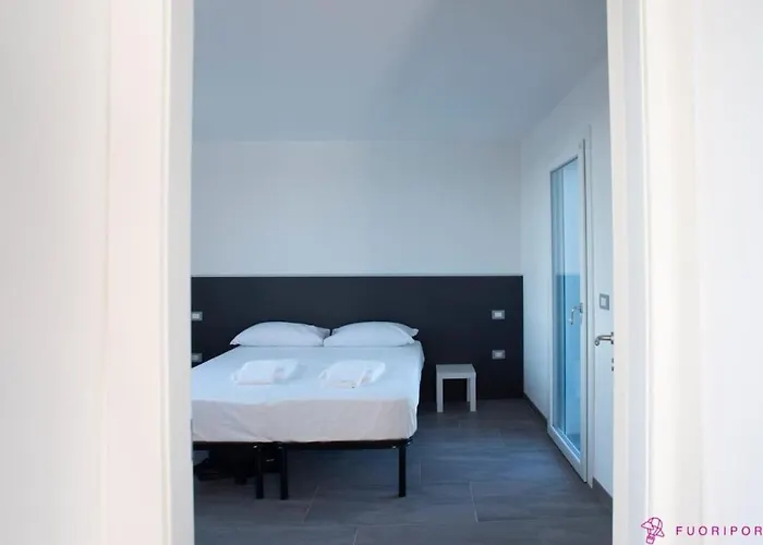 foto di Appartamento FuoriPorta Affitti Brevi - Casa dei Salici 01 Viarolo