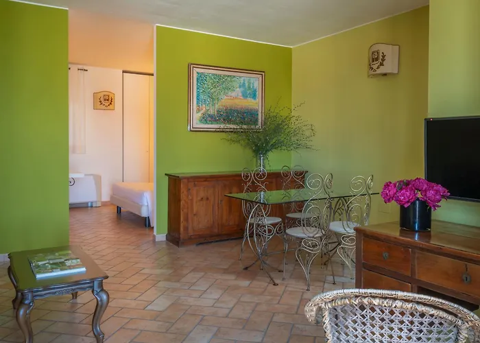 foto di Hotel Borgo degli Ulivi - Castello di Montegridolfo