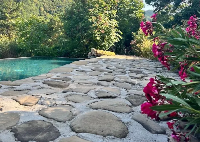 Borgo Spescia -La Giustiniano- Piscina Parco Relax Hotel Santa Sofia photo