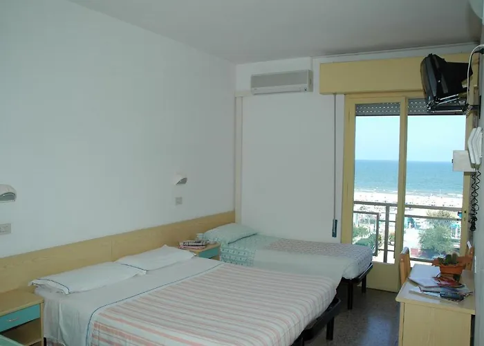Hotel Camay Fogliano Marina photo